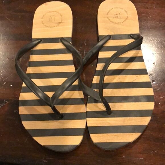 French Connection Striped Flip Flops, Size 9 - Picture 1 of 4